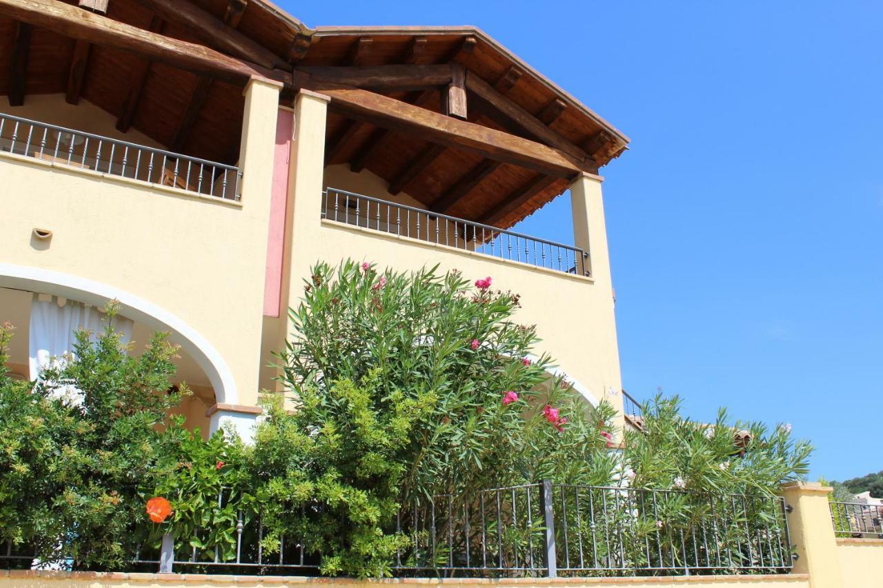 B&B Acquachiara Villasimius Exterior foto